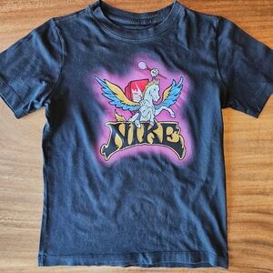 Kids Nike Black Pegasus Graphic Short Sleeve Tee M Pink Accent